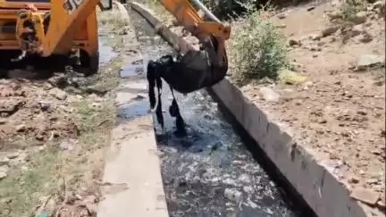 सुमेरपुर: मानसून से पहले तखतगढ़ नगर पालिका प्रशासन ने नालों की सफाई व झाड़ियों की कटाई को लेकर अलर्ट किया
