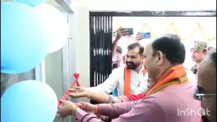 मरवाही: स्वास्थ्य मंत्री ने जीपीएम के प्राथमिक स्वास्थ्य केंद्र कोटमी में एक्सरे मशीन का शुभारंभ किया