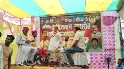 केवटी रनवे: पैगंबरपुर में लोजपा के नए प्रखंड अध्यक्ष शिवकुमार झा उर्फ मुन्ना झा का सम्मान समारोह आयोजित