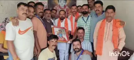 इंदौरा: गंगथ में आयोजित जिला स्तरीय दंगल के दूसरे दिन कांग्रेस नेता मनमोहन कटोच रहे मुख्य अतिथि