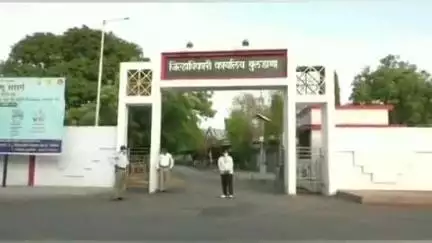 बुलढाणा: अतिसार नियंत्रणासाठी उपाययोजना राबवा: अतिरिक्त जिल्हाधिकारी सुधीर खांदे