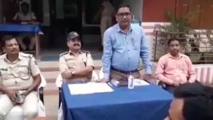 ଜଳେଶ୍ବର: ଜଳେଶ୍ୱର ଥାନା ପରିସରରେ ଆସନ୍ତା 6 ତାରିଖରେ ଇଦ ଉଲ ଜୁହା ପର୍ବ ପାଳନ ଉପଲକ୍ଷେ ଶାନ୍ତି କମିଟି ବୈଠକ ଅନୁଷ୍ଠିତ