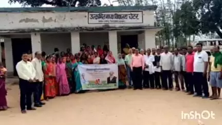 मांडू: रामगढ़ प्रखंड के मुरमकला चेटर दोहा कातू में एक दिवसीय किसान जागरूकता कार्यक्रम आयोजित