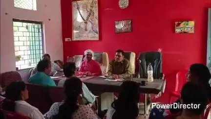 उमरेठ: नवीन सत्र में शिक्षक नई ऊर्जा से काम करेंगे, कन्हरगांव में समीक्षा बैठक में जगाया उत्साह