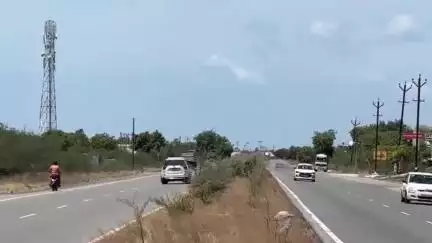 ஓட்டப்பிடாரம்: மேல அரசடி நெடுஞ்சாலையில் இறந்த நிலையில் ஆண் சடலம் மீட்பு