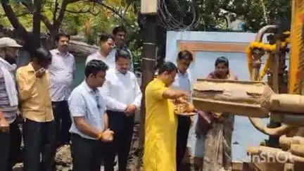 इटारसी: गांधी नगर के वार्ड 23 में सांसद निधि से नलकूप खनन का भूमिपूजन, नगर पालिका अध्यक्ष व सभापति रहे उपस्थित