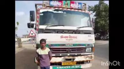 ઓખામંડળ: ખંભાળિયા જામનગર હાઇવે રોડ પર દેવરીયા પાટીયા પાસે ટેમ્પોમાં જઈ રહેલ અનાજનો
શંકાસ્પદ જથ્થો ઝડપાયો: DYSP સ્કવોડની કાર્યવાહી