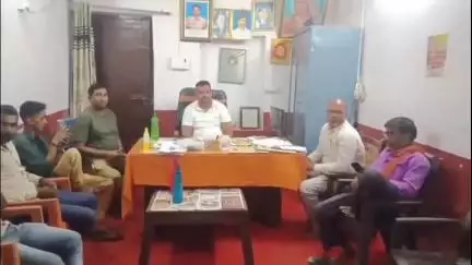 निचलौल: ठूठीबारी में 4 जून से लाभार्थियों का कैंप लगाकर भरे जाएंगे विधवा पेंशन, वृद्धा पेंशन और दिव्यांग पेंशन के फार्म