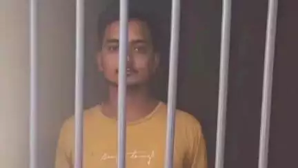 पटियाली: पटियाली कोतवाली पुलिस ने भरगैन के समीप से एक व्यक्ति को गिरफ्तार किया, अवैध तमंचा और कारतूस बरामद