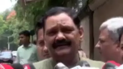 कळंब: आदिवासी विकास विभागाचा निधी कमी झाला नाही, आदिवासी विकास मंत्री तथा आमदार प्रा,डॉ अशोक उईके