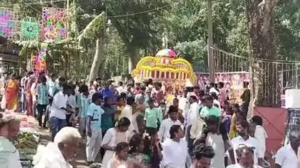 ஏற்காடு: ஏற்காடு ஒண்டிக்கடை பகுதியில் வண்டி ராமர் திருக்கோயில் தேரோட்டம் திரளான பக்தர்கள் பங்கேற்பு