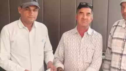 टिब्बी: टिब्बी के वार्ड 22 में पेयजल समस्या के समाधान की मांग को लेकर व्यापार मंडल अध्यक्ष ने JEN को सौंपा ज्ञापन