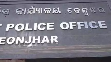 କେନ୍ଦୁଝର ସହର: କେନ୍ଦୁଝର ଜିଲ୍ଲାର ୧୦ଟି ଥାନା ଅଞ୍ଚଳରେ ୩୪ଟି ବିସ୍ଫୋରକ ଗୋଦାମରେ ଯାଞ୍ଚ ଚାଲିଥିଲା କେନ୍ଦୁଝରଏସପି ଦେଲେ ସୂଚନା