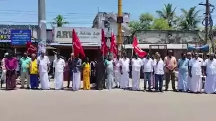 திருத்துறைப்பூண்டி: புதிய பேருந்து நிலையம் முன்பு மார்க்சிஸ்ட் கம்யூனிஸ்ட் கட்சி சார்பில் கண்டன ஆர்ப்பாட்டம்