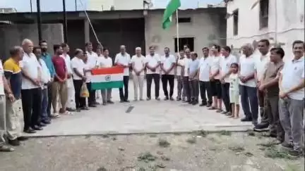 सुसनेर: अंतर्राष्ट्रीय साइकिल दिवस पर महेशवरी धर्मशाला से निकाली गई तिरंगा यात्रा, साइकिल प्रेमियों का हुआ सम्मान
