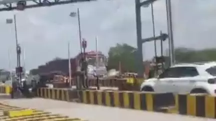 फलटण: फलटण तालुक्यात अन्यायकारक टोल वसुली तात्काळ बंद करा शिवसेना व छत्रपती प्रतिष्ठानची मागणी #jansamasya
