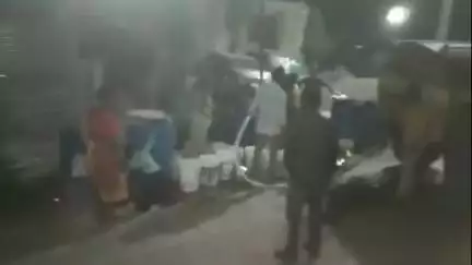 मालेगाव: शहरातील अशोकनगर प्रभाग तीन येथे भीषण पाणीटंचाई, नगरपंचायतच्या वतीने रात्री सुद्धा पाणी वाटप