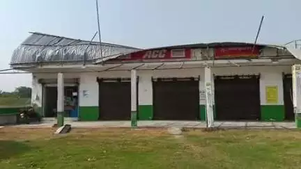 टेढ़ागाछ: टेढ़ागाछ प्रखंड में तेज आंधी और बारिश से भारी नुकसान, कई घरों के छप्पर उड़े; मक्का फसल बर्बाद