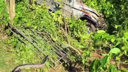 କେନ୍ଦୁଝର ସହର: ଗୁଣ୍ଡୁରିପୋଶି ଠାରେ ବୋଲର ଗାଡି ଦୁର୍ଘଟଣା ଗ୍ରସ୍ତ , ଜଣେ ଆହତ