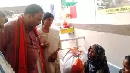 पेण्ड्रा रोड गौरेला: प्रभारी मंत्री ने GPM जिले का दौरा किया, जिला अस्पताल का निरीक्षण कर नप अध्यक्ष मुकेश दुबे की मांग पूरी करने का आश्वासन दिया
