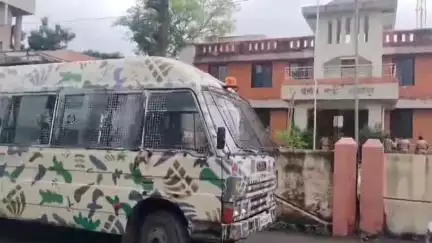 अचलपूर: समरसपूरा भागात बहिणीबाबत बोलल्याच्या कारणावरून तरुणीला मारहाण; दोघांविरोधात गुन्हा दाखल