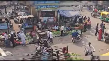 ડીસા લાઇન્સ હોલ અને ખાડીયા વિસ્તારમાં શાકભાજીના લારી ધારકોને પાલિકા જગ્યાની ફાળવણી કરશે. #Jan samasya#