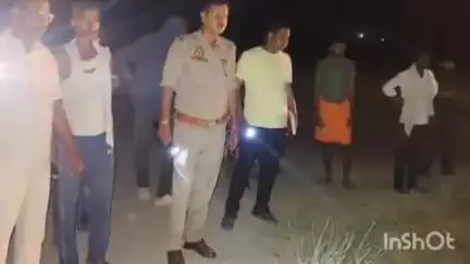बांगरमऊ: शेरपुर कला गांव के सामने तेज रफ्तार बाइक अनियंत्रित होकर बंबा में गिरी, दो युवकों की हुई दर्दनाक मौत