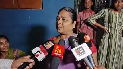 ମାଲକାନଗିରି: ଦୋକାନ ବନ୍ଦ କରି ସୁନା ବ୍ୟାଗ ନେଇ ଘରକୁ ଫେରିବା ବେଳେ ବଣ୍ଡାବାକୁଲିଗୁଡା ସାହିରେ ବ୍ୟାଗ ଛଡାଇ ନେଲେ ଚୋର, ସାହି ବାସିନ୍ଦାଙ୍କ ପ୍ରତିକ୍ରିୟା