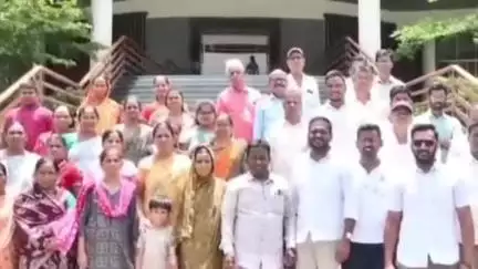 नगर: चार दिवसात कारवाई न झाल्यास आयकांच्या दानात आंदोलनाचा इशारा स्थानिक लोकप्रतिनिधीने ओढा बुजवण्याचा आरोप #janasamasya