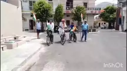 सिरोही: सिरोही में साइकिल प्रेमियों का सम्मान, 81 साल के कालू राम ने 70 हज़ार किलोमीटर साइकिल चलाकर किया भारत भ्रमण