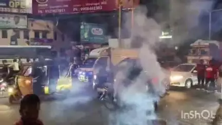 పోచం మైదాన్ లో వరంగల్ నగరంలోని యువత ఐపీఎల్ విజేత ఆర్ సి బి కావడంతో యువకులు కేరింతలు వ్యక్తం చేశారు