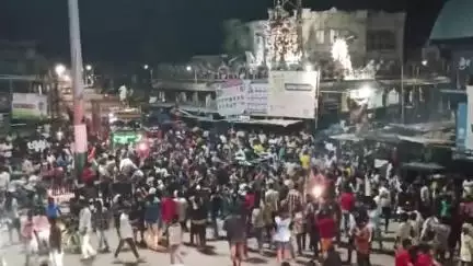 ಪಾವಗಡ: ಐಪಿಎಲ್ ಫೈನಲ್ ಪಂದ್ಯದಲ್ಲಿ ಆರ್ಸಿಬಿ ಗೆ ಭರ್ಜರಿ ಜಯ ಪಾವಗಡದಲ್ಲಿ ನೂರಾರು ಅಭಿಮಾನಿಗಳಿಂದ ಸಂಭ್ರಮಾಚರಣೆ