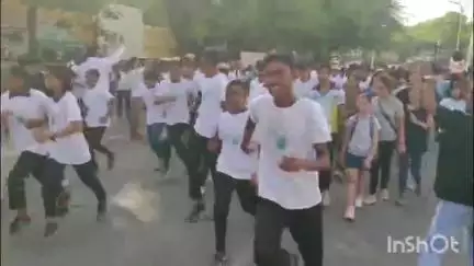 बड़गांव: उदयपुर में ‘वंदे गंगा जल संरक्षण जन अभियान’ का भव्य आगाज, रन फॉर इन्वायरमेंट में उमड़ा जनसैलाब