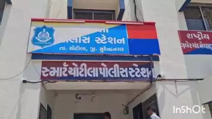 ચોટીલા: ચોટીલા તાલુકાના ભોજપરી ગામે વાડીમાંથી જુગાર રમતાં 9 ઝડપાયા તેમની પાસેથી રોકડા 36,390નો મુદ્દામાલ જપ્ત કરાયો હતો.