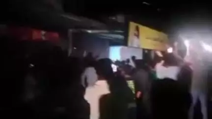 ಮಡಿಕೇರಿ: ಆರ್‌ಸಿಬಿ ಗೆಲುವು, ನಗರದಲ್ಲಿ ನಸುಕಿನ ಜಾವ ಅಭಿಮಾನಿಗಳ ಸಂಭ್ರಮ