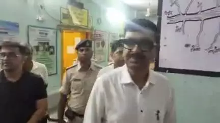 झाझा: पदभार ग्रहण करने के बाद डीएम ने झाझा के रेफरल अस्पताल का किया औचक निरीक्षण