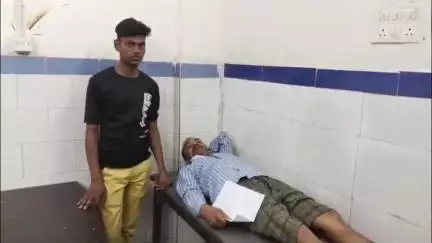 कुटुंबा: रिसियप बाजार में पूर्व विवाद को लेकर दो पटीदारों के बीच मारपीट, दंपति व पुत्र सहित चार जख्मी, इलाज सदर अस्पताल में हुआ