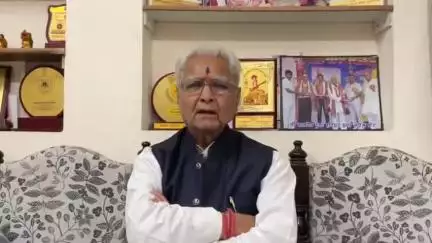 सफलता का सूत्र 
जिंदगी मे धेर्य व विवेक से कार्य करे क्रोध और गुस्से मे कार्य नहीं करे ईश्वर पर विश्वाश करे ।