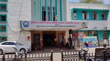 मंदसौर: शिवना पुलिया महू-नीमच हाईवे पर टेंपो की टक्कर से टू-व्हीलर चालक की हुई मौत, पुलिस ने मामला किया दर्ज
