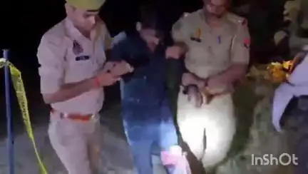संडीला: अतरौली पुलिस ने लालपुर मोड़ के पास भैंस चोरों से की मुठभेड़, अनीस को पैर में गोली मारकर पकड़ा, 3 साथी भी गिरफ्तार