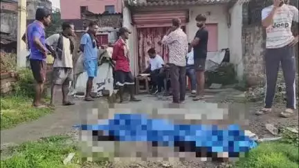 एगारकुंड: मैथनमोड़ में नीचुधौड़ा निवासी मुन्ना हाड़ी का शव बरामद, शराब के नशे में सड़क पर गिरने से हुई मौत