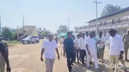 భూపాలపల్లి: కొడవటంచ లక్ష్మీనరసింహస్వామి ఆలయ అభివృద్ధి పనులను యుద్ధప్రాతిపదికన పూర్తి చేయాలి: భూపాలపల్లి ఎమ్మెల్యే