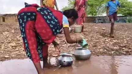 कोंडागांव: कोंडागांव के जोबा गांव में जल संकट चरम पर, हैंडपंप बंद, बूंद-बूंद को तरस रहे ग्रामीण #jansamasya