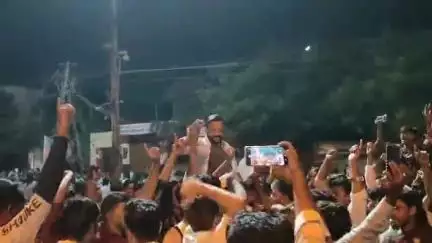 ಬಸವಕಲ್ಯಾಣ: ಐಪಿಎಲ್‌ನಲ್ಲಿ ಟ್ರೋಫಿ ಗೆದ್ದ ಆರ್‌ಸಿಬಿ, ಪಟ್ಟಣದಲ್ಲಿ ಬೃಹತ್ ಸಂಭ್ರಮಾಚರಣೆ