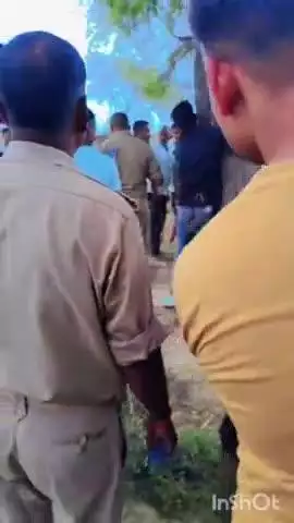 औरैया: कोतवाली क्षेत्र के ग्राम निगड़ा में युवक को पेड़ से बांधकर मारपीट करने का वीडियो सोशल मीडिया पर हुआ वायरल