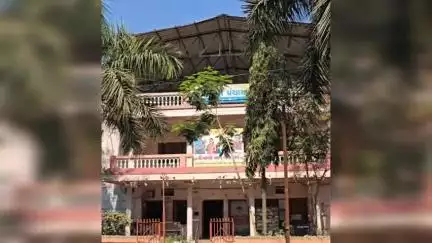 ઓલપાડ: ઓલપાડ તાલુકામાં સરપંચ -વોર્ડ સભ્યોની ચૂંટણીનું જાહેરનામું પ્રસિધ્ધ થતાં રાજકરણમાં ગરમાટો.
#jansamasya