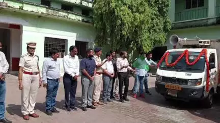 ସଦର: କଳାହାଣ୍ଡି ଜିଲ୍ଲାରେ "ଆମ ସଂକଳ୍ପ" ସଚେତନତା ରଥକୁ ଜିଲ୍ଲାପାଳ କାର୍ଯ୍ୟାଳୟ ପରିସରରେ ଶୁଭାରମ୍ଭ