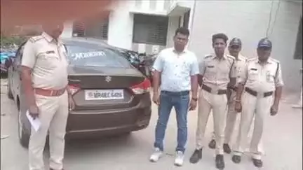 मुलताई: मुलताई में अवैध शराब बिक्री पर कार्रवाई, शराब छोड़कर भागा ड्राइवर, शराब ज़ब्त