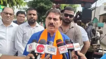 આણંદ શહેર: કરમસદ - વિદ્યાનગર ડામર રોડના રીકાર્પેટીંગના ખાતમુહૂર્ત બાદ ધારાસભ્યએ પ્રતિક્રિયા આપી
