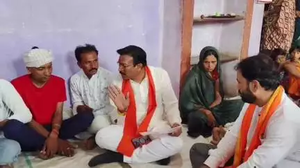 बड़वानी: लिंम्बई में वन्यजीवों का आतंक, 6 लोगों की मौत, सांसद व जिलाध्यक्ष पहुंचे, सीएम ने परिजनों से बात की